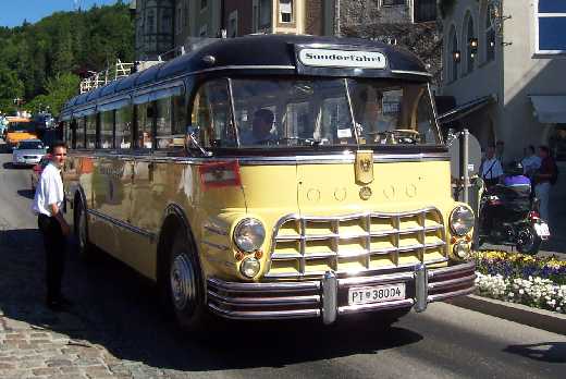 100 Jahre Postbus sterreich - "Chruschtschow-Bus" Saurer 5GVFU der sterreichischen Post