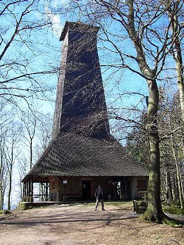 Ireneturm auf der Tromm (577 m)