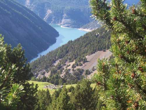 Ruinen der Alpe del Gallo und Livignosee