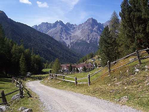 Bergbausiedlung S-charl